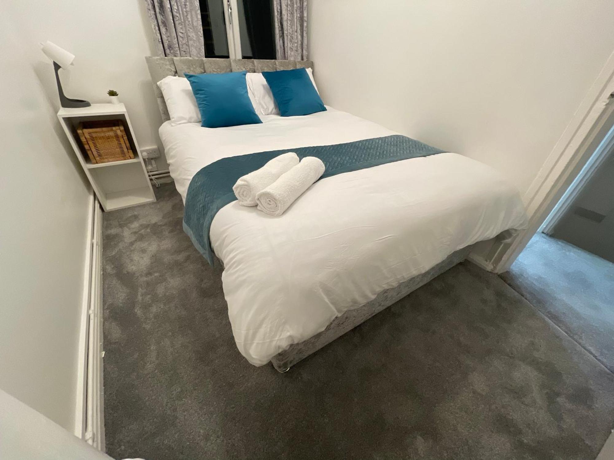 Tooting Lodge London - Cosy 2 Bedroom House With Garden, 5 Mins Walk To Tube Station ภายนอก รูปภาพ